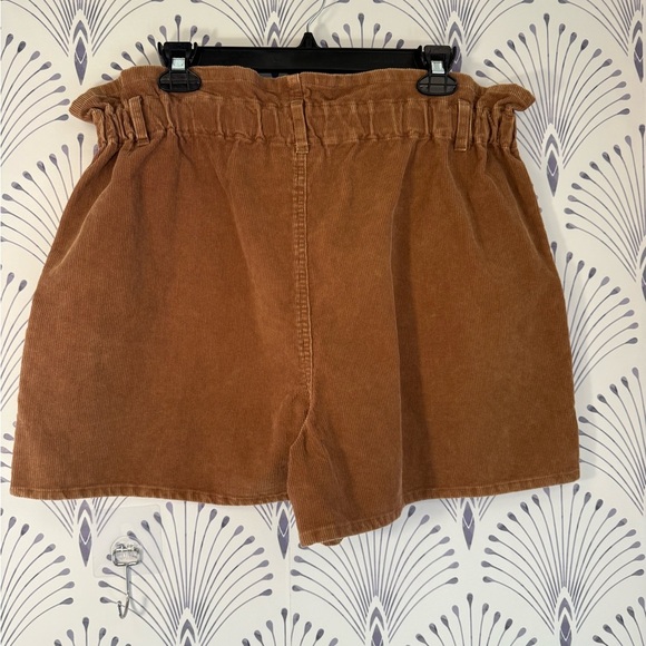 Women's Brown Corduroy Shorts High waisted by Versona - Picture 2 of 3